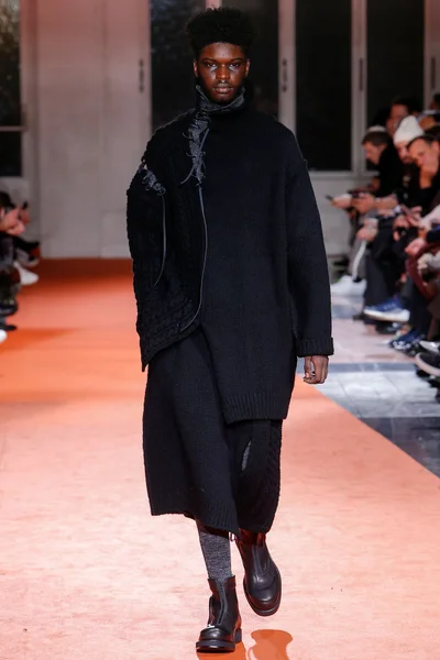 Look 23